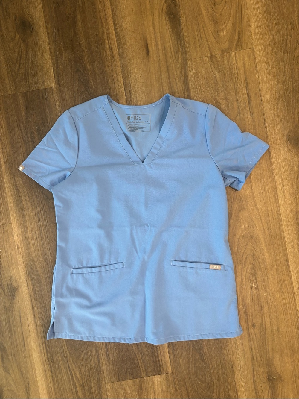 FIGS Women's V-Neck Scrub Top in Ceil Blue